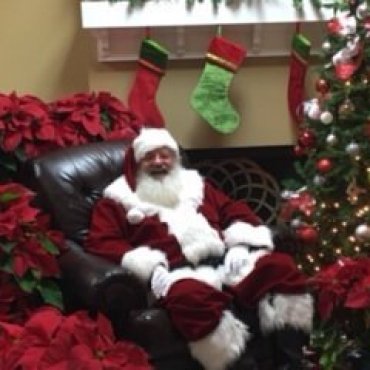 Santa Claus makes special pre-Christmas visit to nursing home